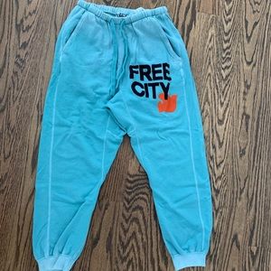 Freecity sweatpants